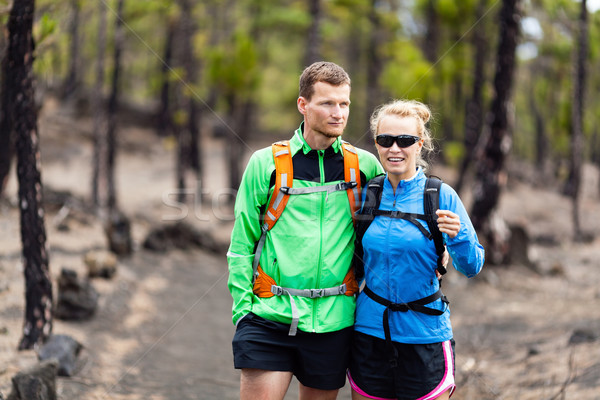 Foto stock: Pareja · senderismo · forestales · hombre · mujer · excursionistas