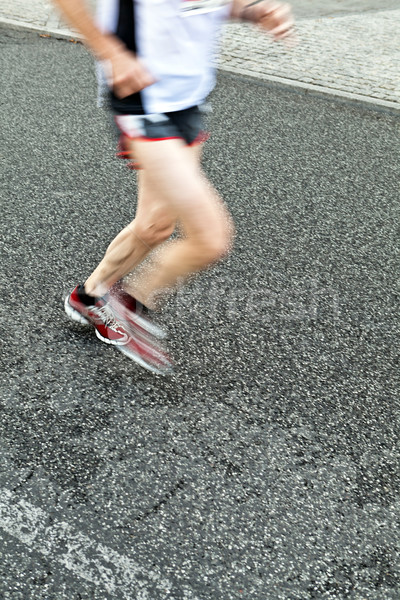 Foto stock: Personas · ejecutando · ciudad · maratón · calle · de · la · ciudad