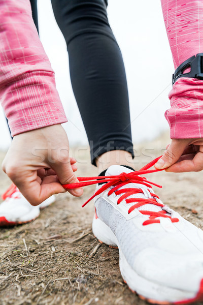 ストックフォト: 女性 · ランナー · スポーツ · 靴 · 徒歩 · を実行して