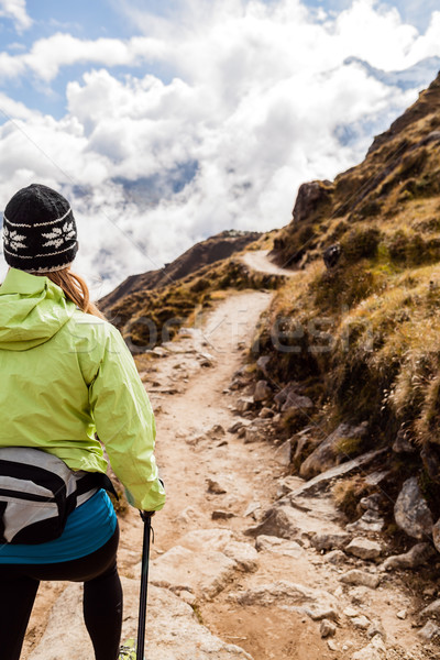 Foto stock: Mujer · caminando · senderismo · himalaya · montanas · Nepal