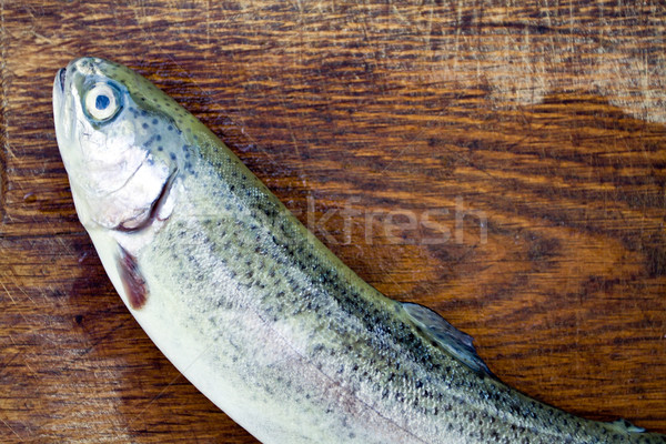 Raw food pstrąg ryb tęczy tablicy Zdjęcia stock © blasbike