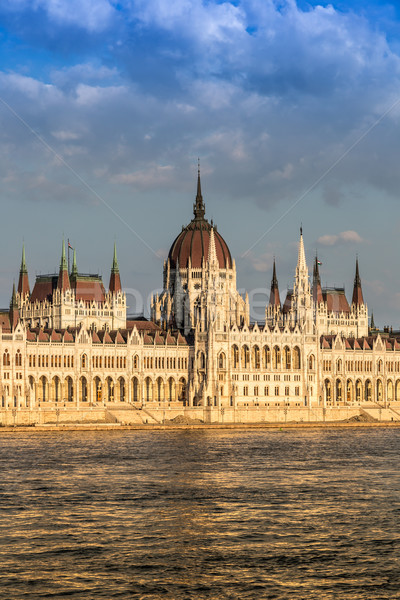 Chain Bridge and Hungarian Parliament, Budapest, Hungary Stock photo © bloodua