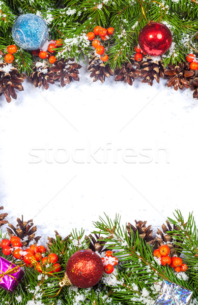 Karácsony váz golyók díszítések hó bogyó Stock fotó © bloodua