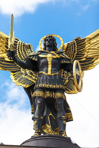 Monument of Angel in Kiev, independence square Stock photo © bloodua