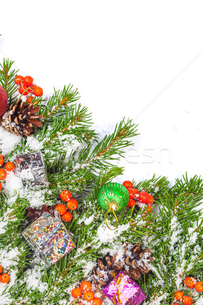 Stock fotó: Karácsony · váz · golyók · díszítések · hó · bogyó