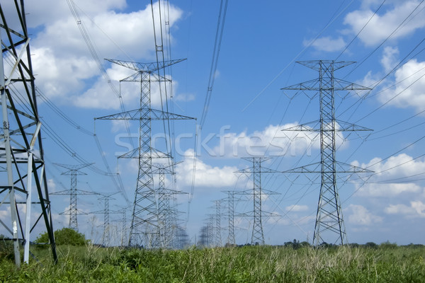 Elettrica campo cielo farm energia nube Foto d'archivio © bmonteny