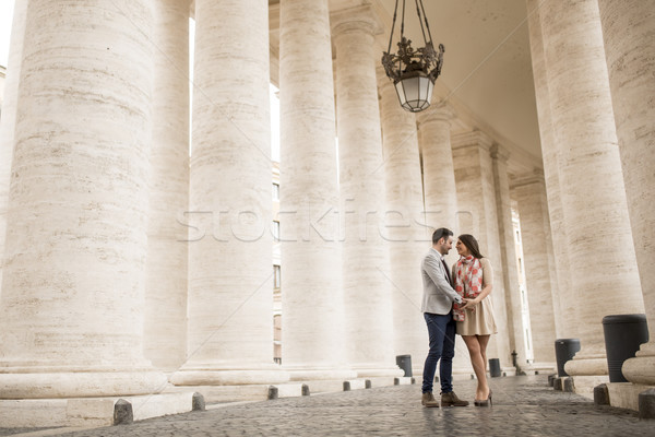Amoroso casal praça vaticano mulher homem Foto stock © boggy