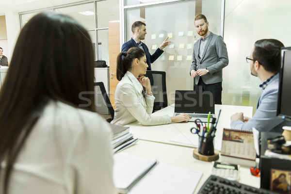 Genç geliştiriciler çalışma modern ofis iş Stok fotoğraf © boggy