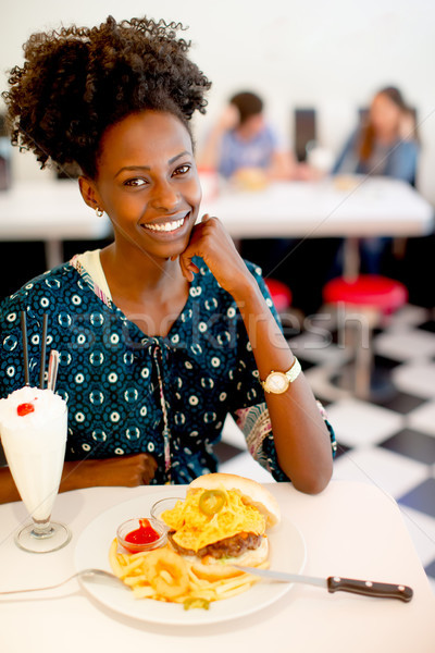 Сток-фото: молодые · афроамериканец · женщину · еды · Diner · портрет