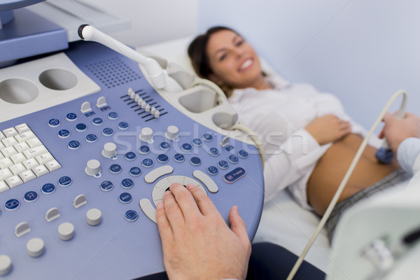 Femenino abdomen jóvenes hospital médico Foto stock © boggy
