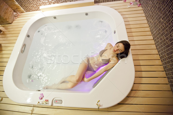 女孩 按摩浴池 女子 花 性質 身體 商業照片 © boggy