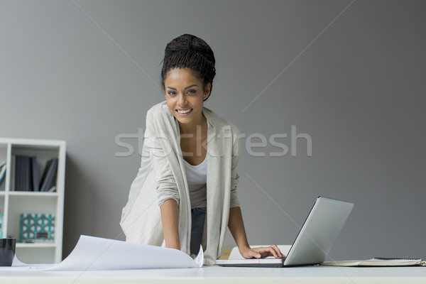 Mulher jovem escritório negócio computador homem trabalhar Foto stock © boggy