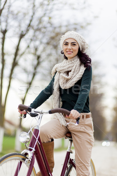 Сток-фото: велосипед · дороги · весело · расслабиться · молодые