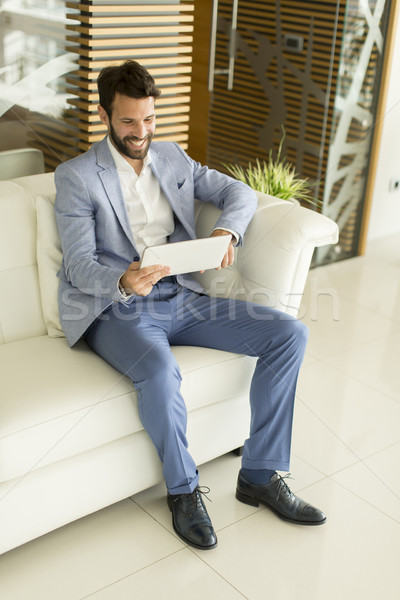 Сток-фото: бизнесмен · таблетка · цифровой · служба · Финансы · адвокат