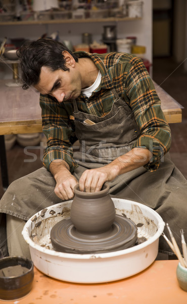 藝術家 粘土 陶器 紡 輪 關閉 商業照片 © boggy