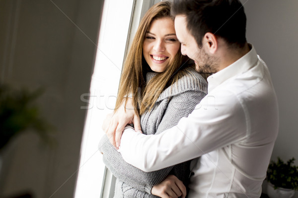 Duas pessoas amor tempo juntos olhando família Foto stock © boggy