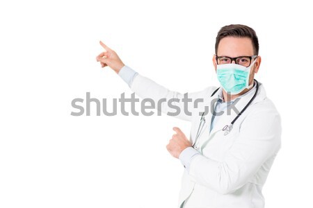 Portret medic masca chirurgicala izolat alb medic Imagine de stoc © boggy