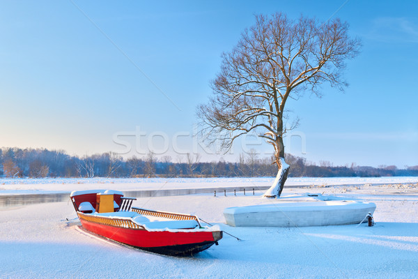 Foto d'archivio: Barche · congelato · fiume · inverno · panorama · uno