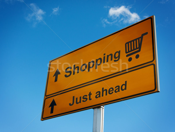 商業照片: 購物 · 路標 · 車 · 業務 · 天空