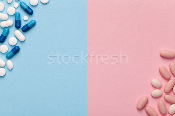 Stock fotó: Orvosi · tabletták · férfi · nő · kék · rózsaszín