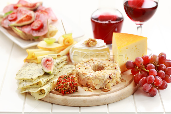 Catering formaggio vino rosso piatto vita uve Foto d'archivio © brebca
