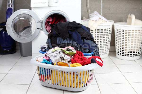 Pranie dwa brudne mycia pokój domu Zdjęcia stock © brebca