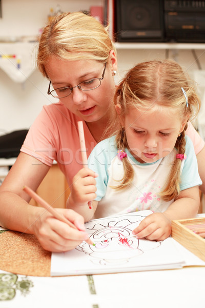 Anne çocuk boyama birlikte aile kâğıt Stok fotoğraf © brebca
