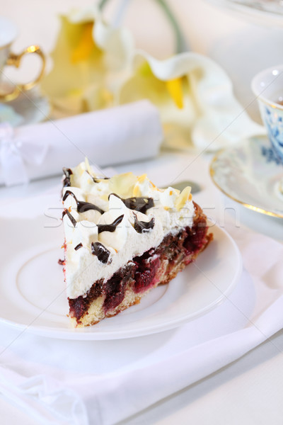 Cseresznye piskóta krém finom születésnap tányér Stock fotó © brebca