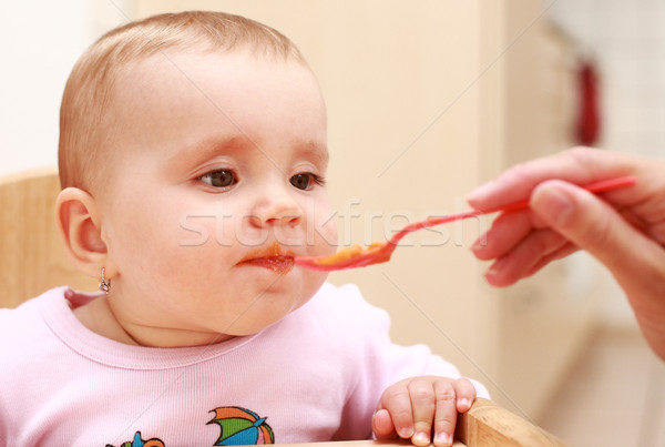 Ernährung Baby Porträt cute Familie Essen Stock foto © brebca