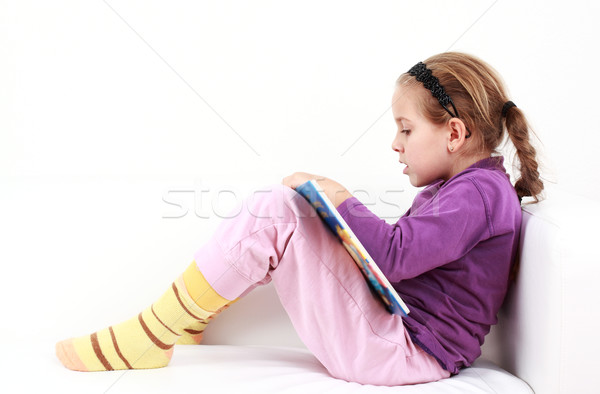 Stock foto: Mädchen · Lesung · cute · kleines · Mädchen · Buch · Kinder