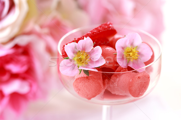 Aardbei sorbet ijs hot zomer vruchten Stockfoto © brebca