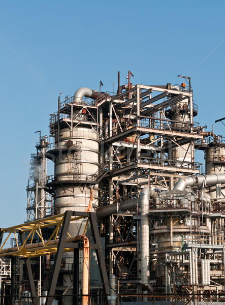 Rafineri bitki sanayi gaz kimse yatay Stok fotoğraf © brianguest