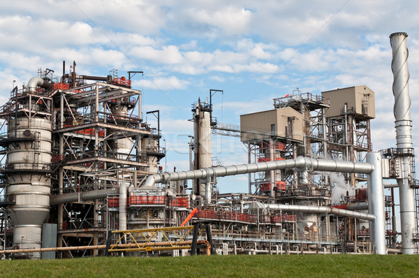 Stock foto: Raffinerie · Anlage · Rohre · Kühlung · Türme · Industrie