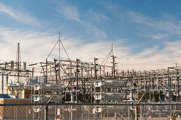 Transformator elektryczne kroki w dół krajowy Zdjęcia stock © brianguest