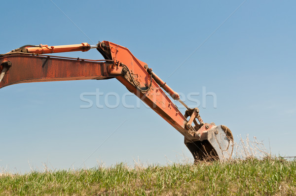 Hidraulic excavator braţ găleată ierbos iarbă Imagine de stoc © brianguest