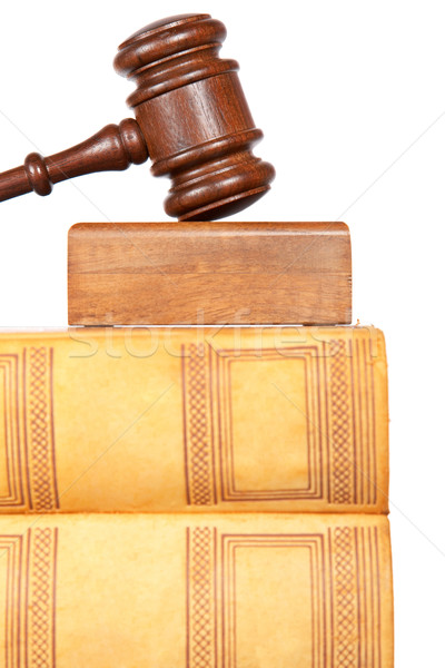 Fából készült kalapács törvény könyvek bíróság izolált Stock fotó © broker