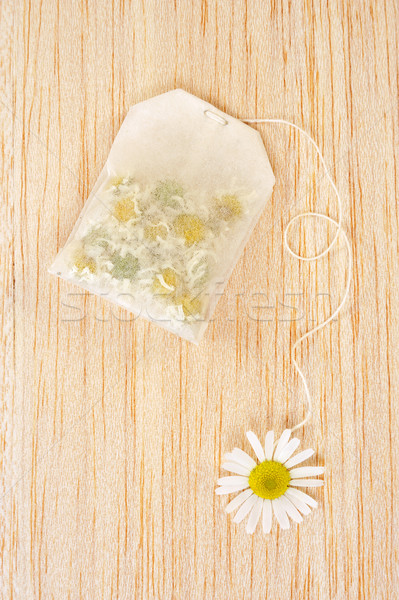 Foto d'archivio: Bag · camomilla · tè · legno · fiori · alimentare