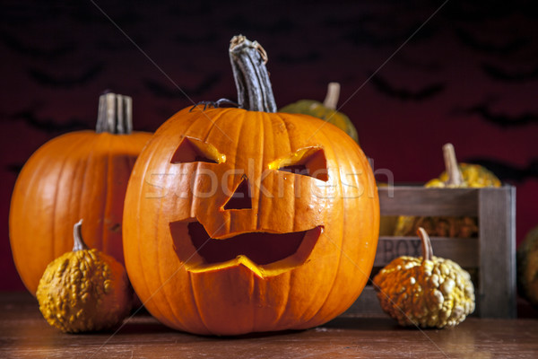 Stock fotó: Ijesztő · halloween · tök · dekoráció · fa · asztal · arc · narancs