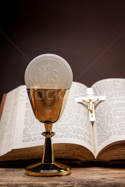 Sacro oggetti bible pane vino libro Foto d'archivio © BrunoWeltmann