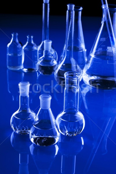 Laboratório artigos de vidro médico lab químico líquido Foto stock © BrunoWeltmann