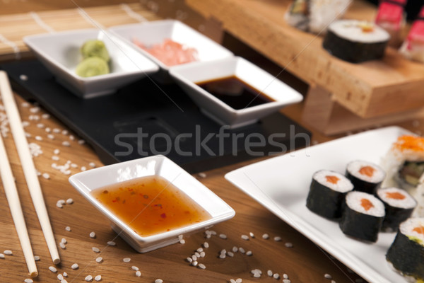 Delicioso frescos sushi variación sabroso alimentos Foto stock © BrunoWeltmann