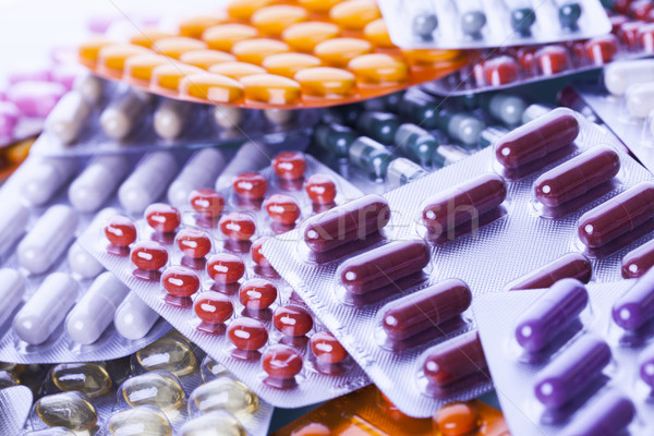 [[stock_photo]]: Capsules · médicaux · lumière · médicaments