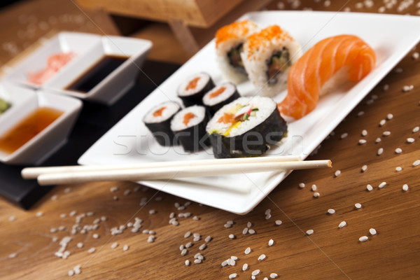 Delicioso frescos sushi variación sabroso alimentos Foto stock © BrunoWeltmann