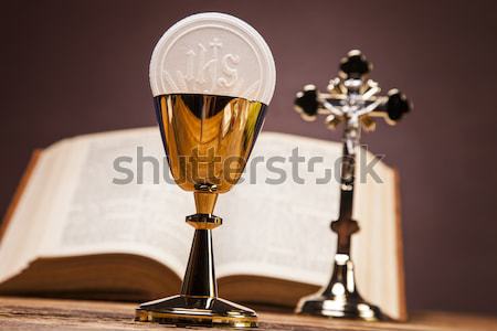 Sacro oggetti bible pane vino libro Foto d'archivio © BrunoWeltmann