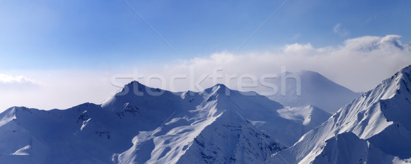 Panoráma hegyek kora reggel köd Kaukázus Grúzia Stock fotó © BSANI
