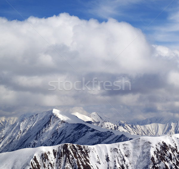 Iarnă munţi cer nori nice zi Imagine de stoc © BSANI