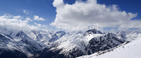 Panoramic vedere schi recurge caucaz munţi Imagine de stoc © BSANI