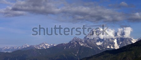 Panoramă vară munte caucaz munţi Georgia Imagine de stoc © BSANI