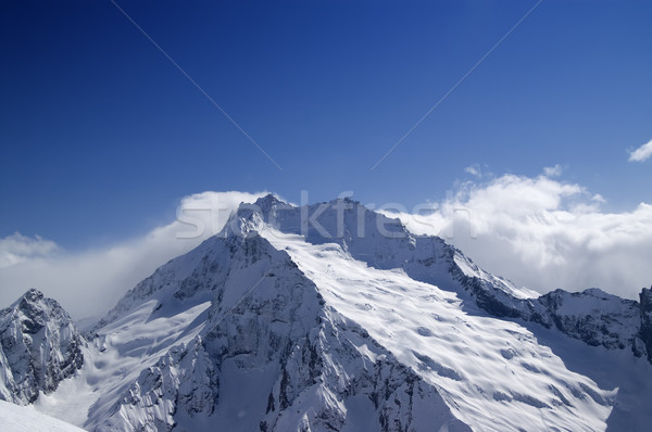 Kilátás sípálya Kaukázus hegyek tájkép jég Stock fotó © BSANI