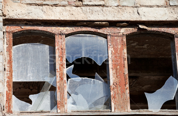Parede velho destruído casa quebrado Foto stock © BSANI